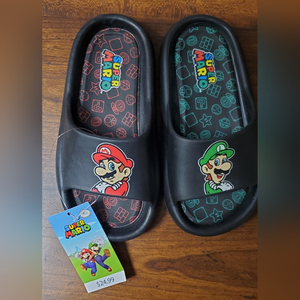 Super Mario Black Slide Sandals